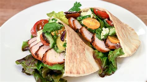 Moroccan Turkey Pita Sandwiches An Ntf Recipe National Turkey