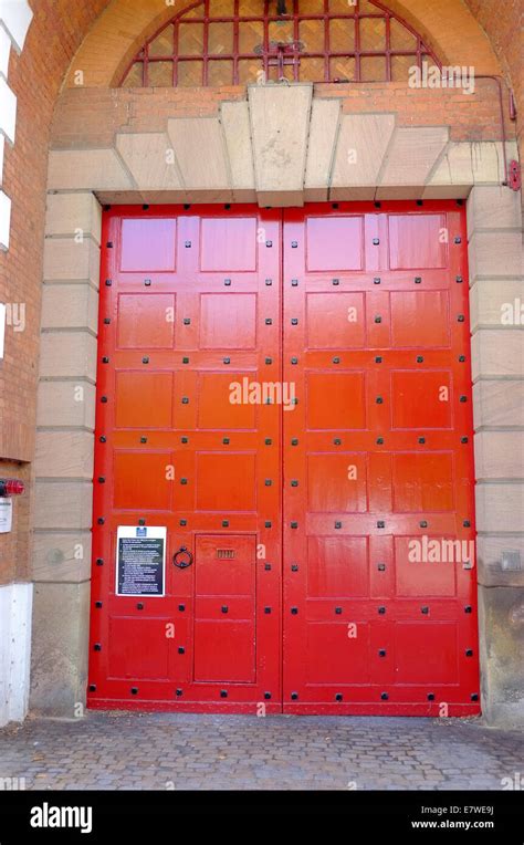 Big Red Doors of Aylesbury Prison, Buckinghamshire, UK Stock Photo - Alamy