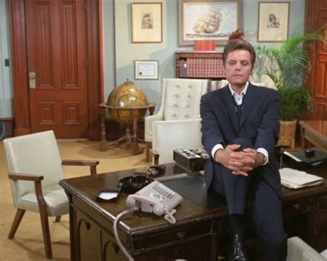 Jack Lord Hawaii 5 0 8x10 Photo Zlx 21
