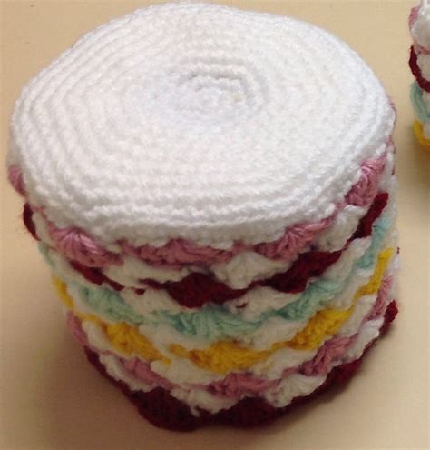 Ravelry Shell Toilet Roll Cover Pattern By Selena Lazarus