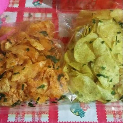 Jual KERUPUK TALEH TALAS BUMBU KUNYIT 250 GR MAKANAN CEMILAN