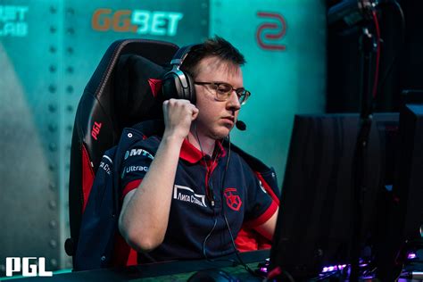 Czas Na Ostatni Aktualizacj Rankingu Hltv Gambit Na Drugim Miejscu