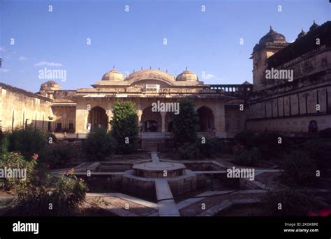 Man Singh Palace Square Fotografías E Imágenes De Alta Resolución Alamy