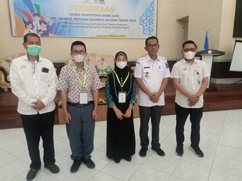 Pembukaan Lomba LKS SMK Tingkat Prov Sulsel Di Gedung Guru HM Yusuf