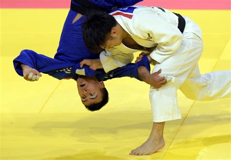 Mondiaux De Judo Hifumi Abe En Or En Kg Quatre Sur Quatre Pour Le