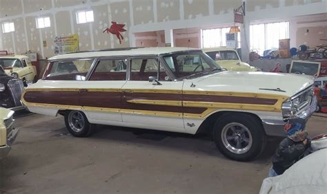 2 Barn Finds