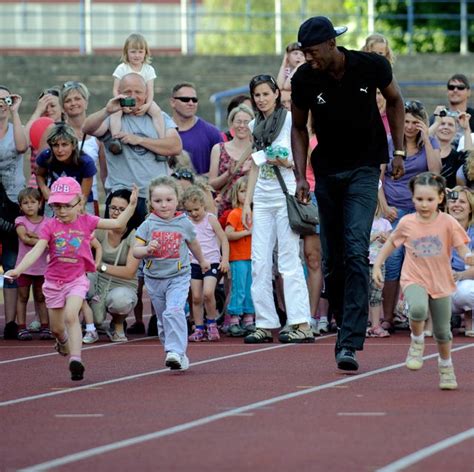 Usain Bolt Baby Usain Bolts Partner Kasi Bennett Gives Birth To A Girl