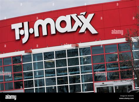 Tj Maxx Hi Res Stock Photography And Images Alamy