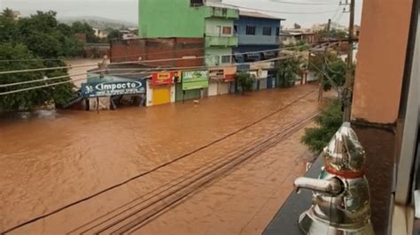 Mg 124 Municípios Estão Em Situação De Emergência Por Causa De Chuvas