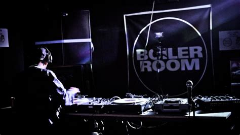 Los Gifs De Boiler Room Que Demuestran Que Ver Y Escuchar Es Mejor Que