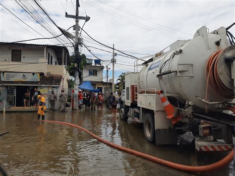 Prefeitura Do Rio Realiza For A Tarefa Nos Bairros De Vargem Pequena E