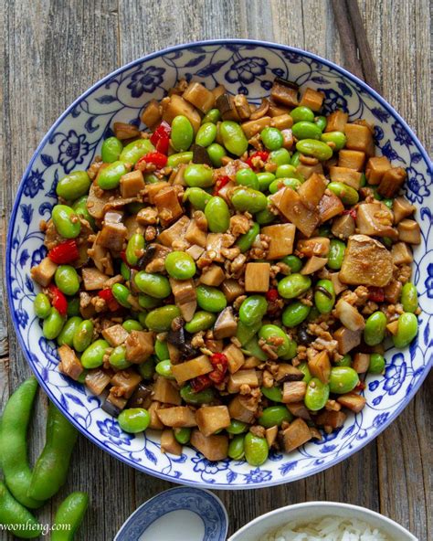 Edamame And Mushrooms Stir Fry 毛豆炒杏鲍菇 Woonheng