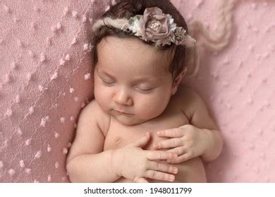 Naked Newborn Baby Sleeping Sweetly Stock Photo Shutterstock