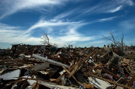 File:Oklahoma tornado relief (8867770414).jpg - Wikimedia Commons