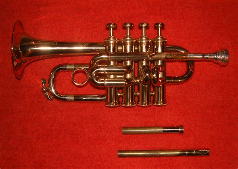 File:Trumpet piccolo.jpg - Wikimedia Commons