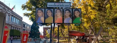 Despliegue de Imágenes de Candidatas a Reina y Princesas de la Feria