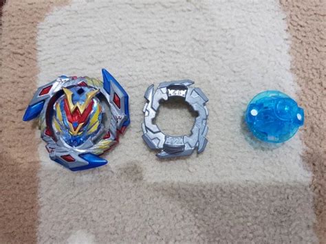 TAKARA TOMY Beyblade BURST Cho Z B104 Winning Valkyrie 12 Volcanic