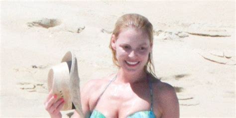 Katherine Heigl Rocks A Bikini On Vacation In Mexico Photo Huffpost