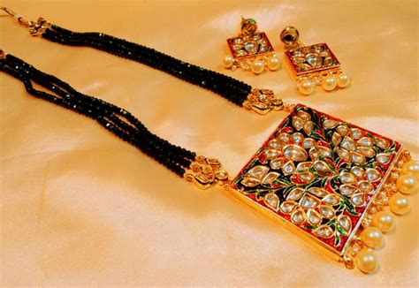 Royal Meenakari And Kundan Pendent In Onex Mala Runjhun Jewellery