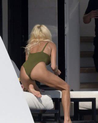 Victoria Silvstedt Swimsuit Porn Pictures Xxx Photos Sex Images Pictoa