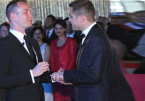 Un Tribunal Japonais Tranche En Faveur De La Reconnaissance Du Mariage Gay Elle