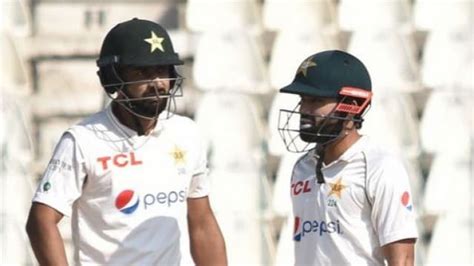 Pakistan Vs England 2nd Test Pak England Took Three Main Wickets Of