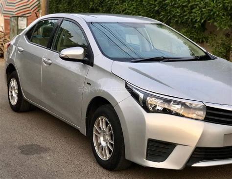 Toyota Corolla Gli Automatic Vvti For Sale In Karachi Pakwheels