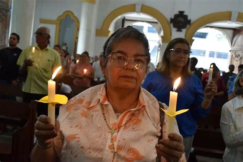 Católicos Celebran Día De Todos Los Santos La Prensa De Lara