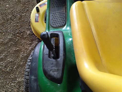 John Deere D130 42 Inch Lawn Tractor 24db Team Auctions