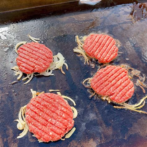 Smashed Burgers On Griddle Norines Nest