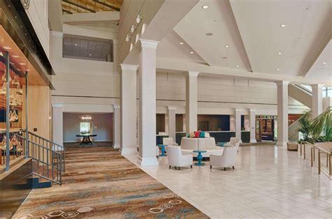 Doubletree Tulsa Downtown Hotel in Tulsa (OK) - Room Deals, Photos ...