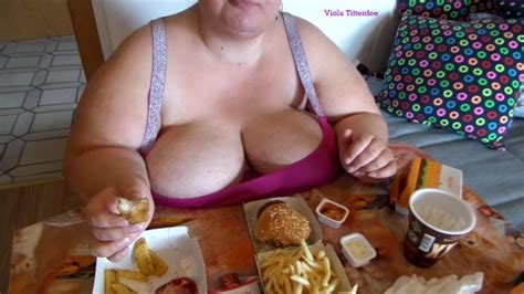 Viola Tittenfee Ssbbw Big Burger Food Stuffing Xxx Mobile Porno