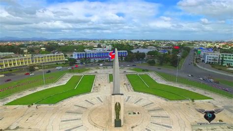 Plaza Bandera Dominicana