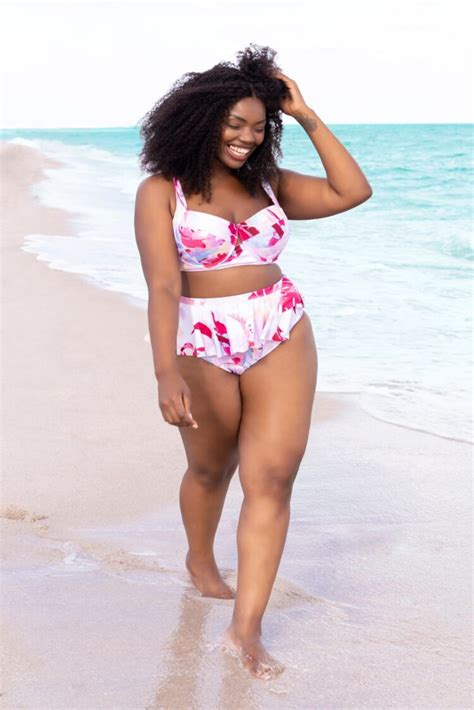 Hot Sexy Eliana Bikini Pics