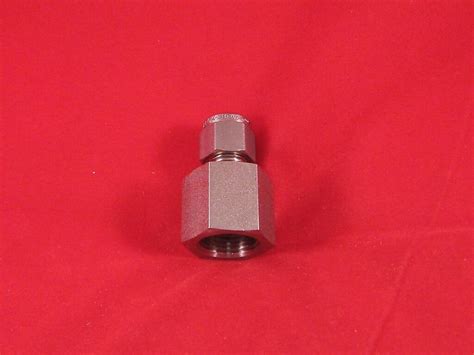 Swagelok Ss Female Connector 1 4 Tube Od X 3 8 Fnpt Ss 400 7 6 Ebay