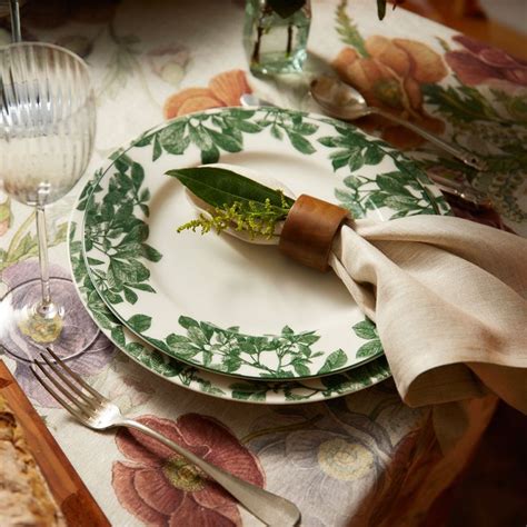 Arbor Green Rimmed Dinner Plate In Green Dinner Plates Dinner