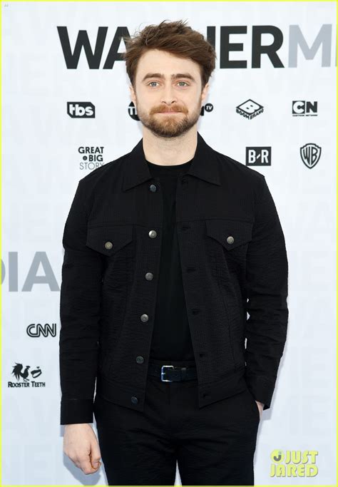 Daniel Radcliffe Joins Jennifer Connelly Niecy Nash At Warnermedia