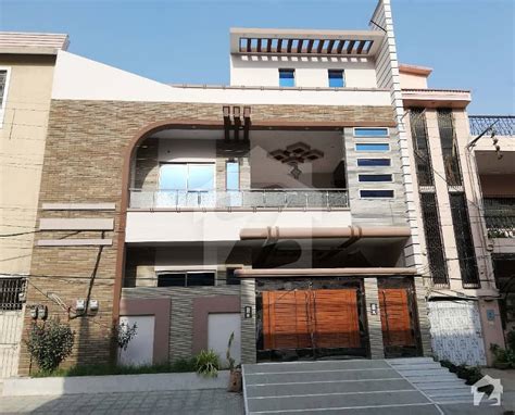 Gulshan E Iqbal 240 Sq Yard Brand New Double Storey West Open House Is