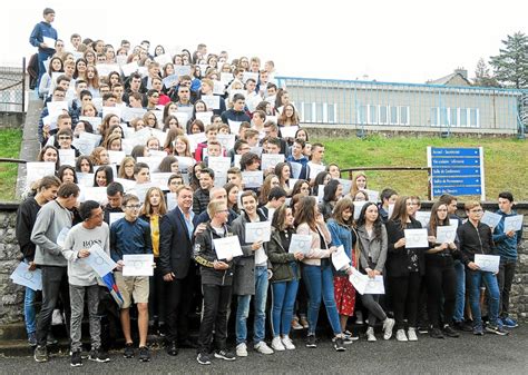 Pontivy Saints Anges Remise De Diplômes Le Télégramme