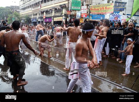 Kolkata India 10th Sep 2019 Shiite Muslim Men Flagellate During The