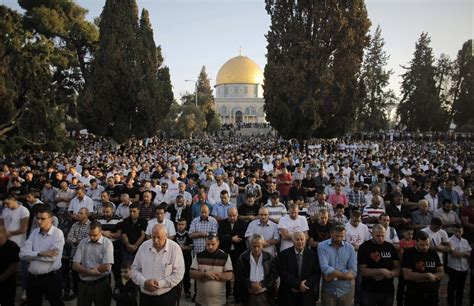 Incredible Photos Of Muslims Celebrating Eid Al Fitr Around The