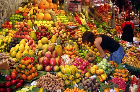 filefruit stall  barcelona marketjpg wikipedia   encyclopedia