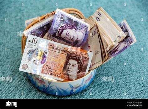 Britische Banknoten Fotos Und Bildmaterial In Hoher Aufl Sung Alamy