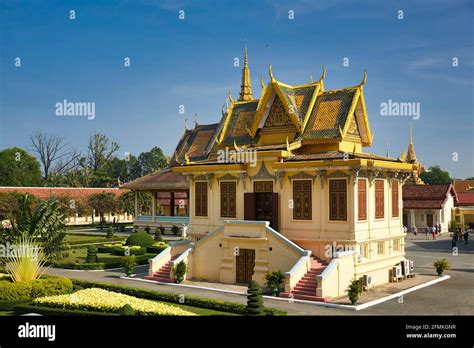 Throne Architecture Hi Res Stock Photography And Images Alamy