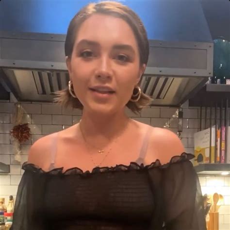 Flo On Her Cooking With Flo 050822 Florence Pugh Pew Pew Pretty