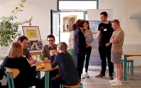 BG START INS BERUFSLEBEN FÜR EINE BESSERE ORIENTIERUNG NACH DEM