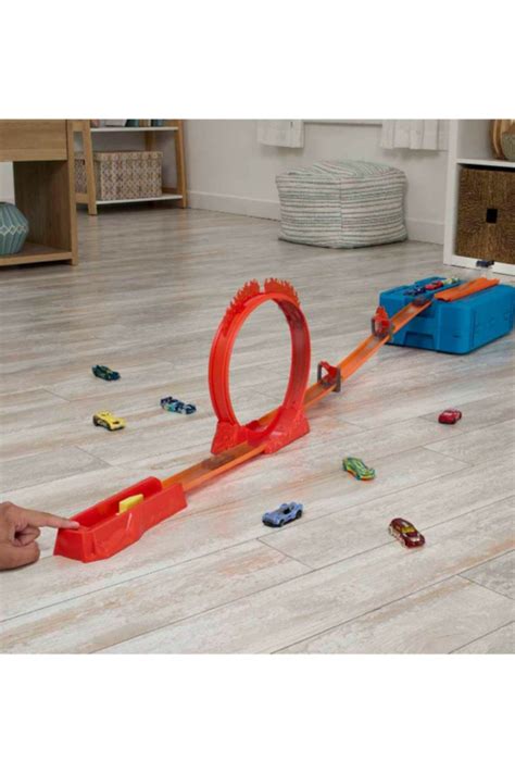 HOT WHEELS Track Builder Alev Temalı Akrobasi Seti Fiyatı Yorumları Trendyol