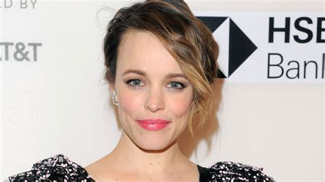 Rachel Mcadams Hailed For Posing With Breast Pump During Iconic