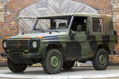 1990 Mercedes Benz 250gd Wolf