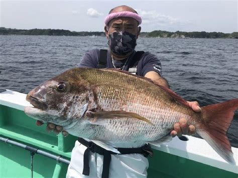 【釣果速報】神奈川県瀬戸丸で52kgの大鯛ゲット！当たれば良型の今が乗船のチャンス！｜釣りまとめアンテナ